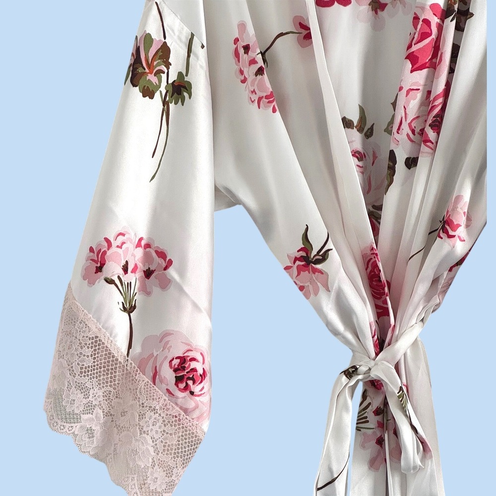 In Bloom by‎ Jonquil Satin Floral Robe White Pink Rose Lace Trim Kimono Bridal